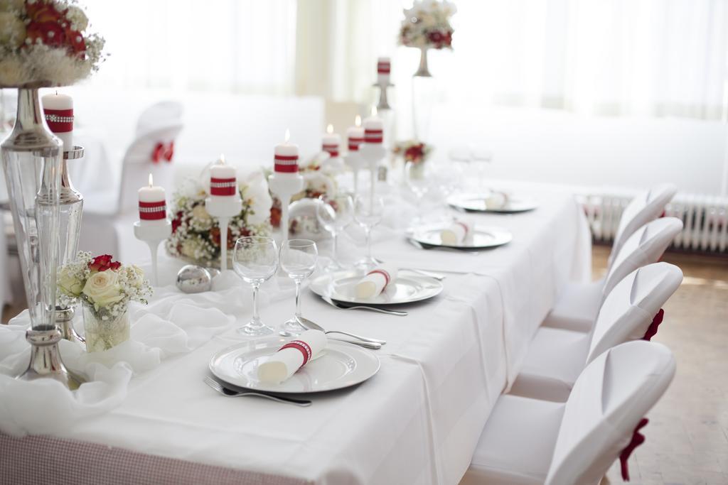 Sachsenwald Hotel ראינבק מראה חיצוני תמונה