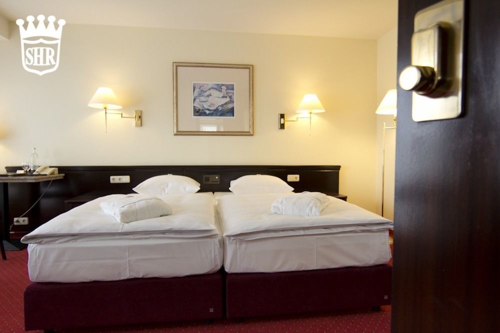 Sachsenwald Hotel ראינבק מראה חיצוני תמונה