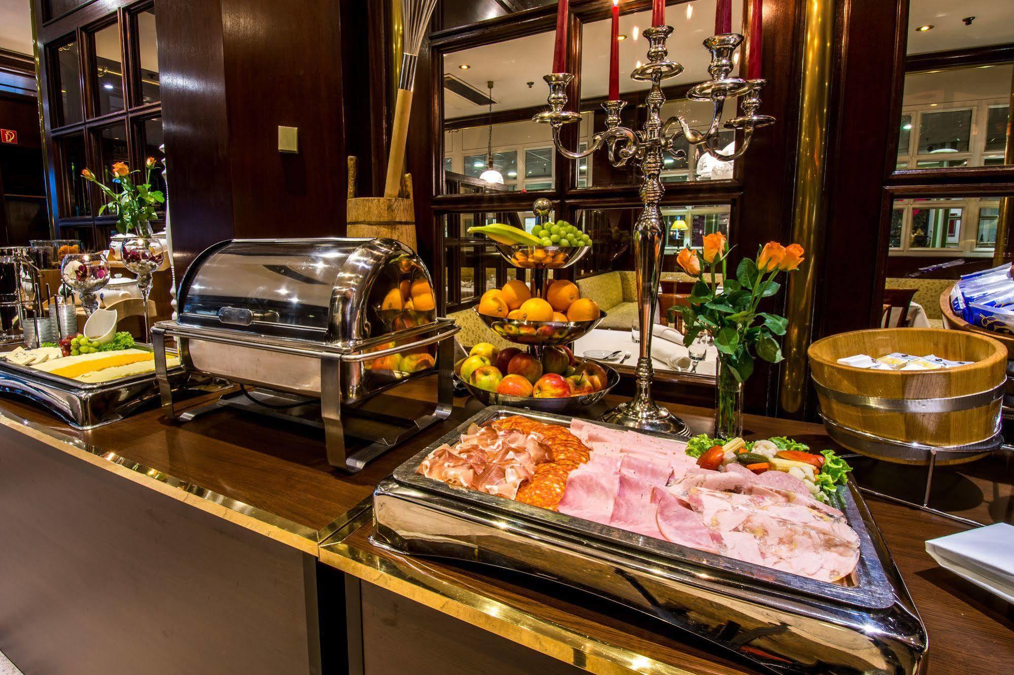 Sachsenwald Hotel ראינבק מראה חיצוני תמונה